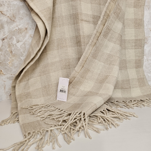 Fibre By Auskin Linen Wool 51x74 Throw Blanket - Picture 2 of 15